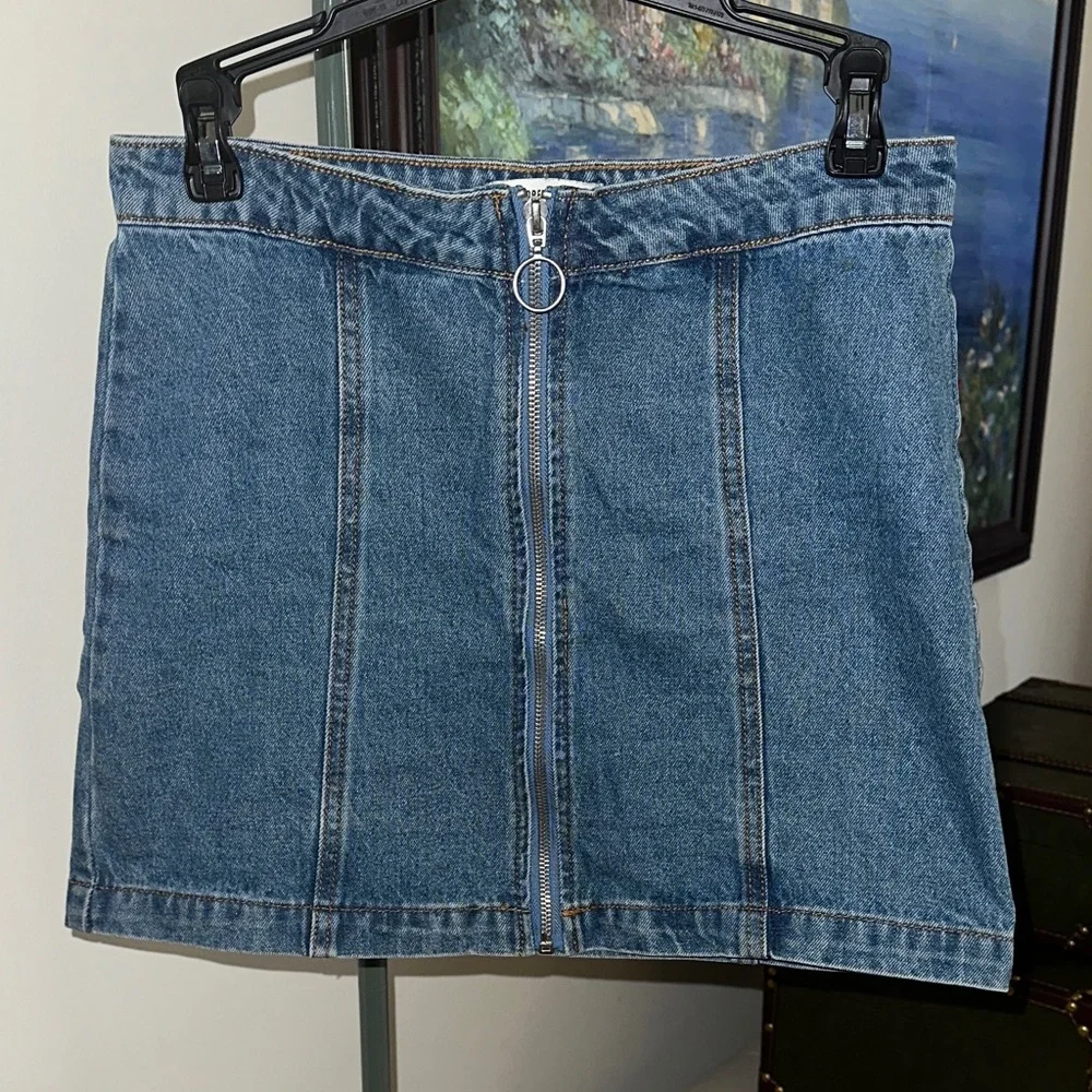 Forever 21 Blue Denim Zip-Front Mini Skirt